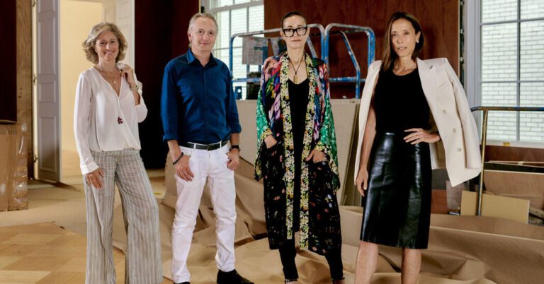 LGDR, Celebrity Artwork Quartet, Implodes After Simply Two Years