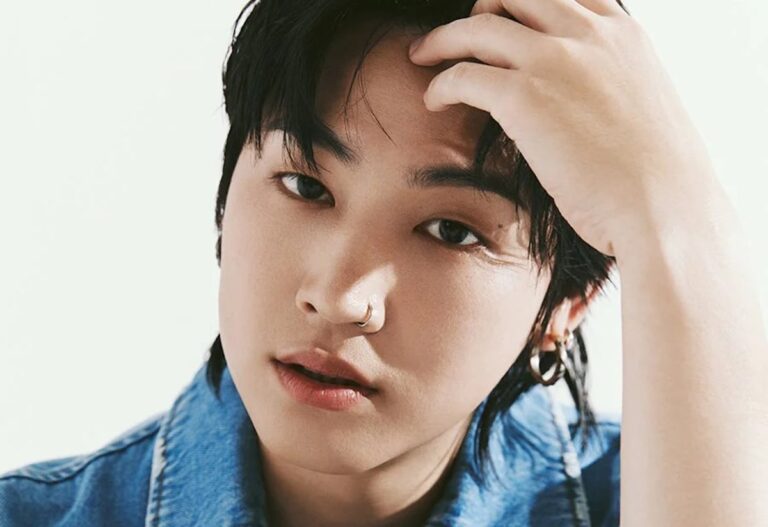 GOT7’s Jay B indicators with Mauve Firm