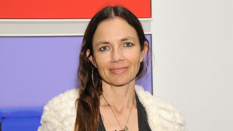 Justine Bateman Slams SAG-AFTRA Tentative Deal’s AI Provisions – The Hollywood Reporter