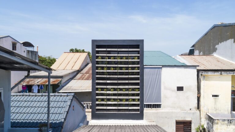 99 Mai Thuc Mortgage Home / Cong Sinh Architects