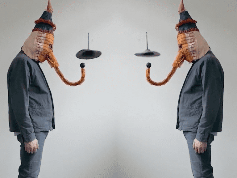 Ton Zwerver created this good “sculptural state of affairs” that options two elephant-like beings