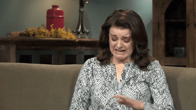 ‘Sister Wives’ Recap: Robyn Brown Walks Off the Set Watching Emotional Second Again