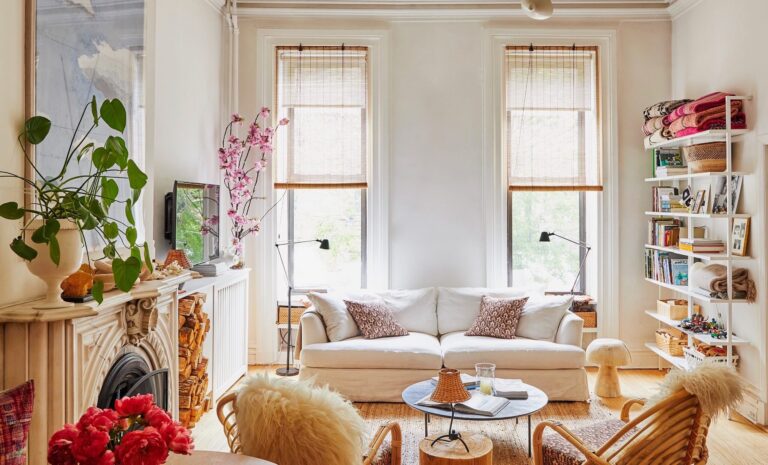 This 575-Sq.-Foot Household Condominium Is a Sample-Crammed Dream (With a Swing!)