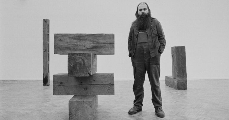 Carl Andre, Austerely Minimalist Sculptor, Is Lifeless at 88