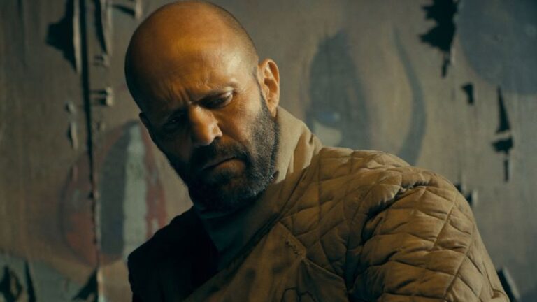 ‘The Beekeeper’ evaluation: Jason Statham attracts flies for the flawed causes in new thriller