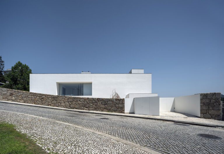 TI Home / NOARQ | ArchDaily